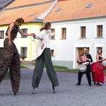 2002
