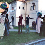 2004