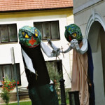 2004
